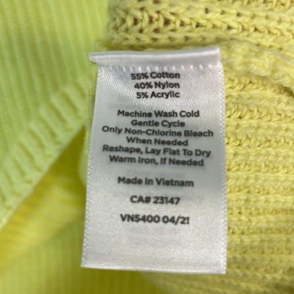 NWT. Talbots PXL Tipped V-Neck Pullover Sweater in Yellow Chiffon. - Picture 8 of 9